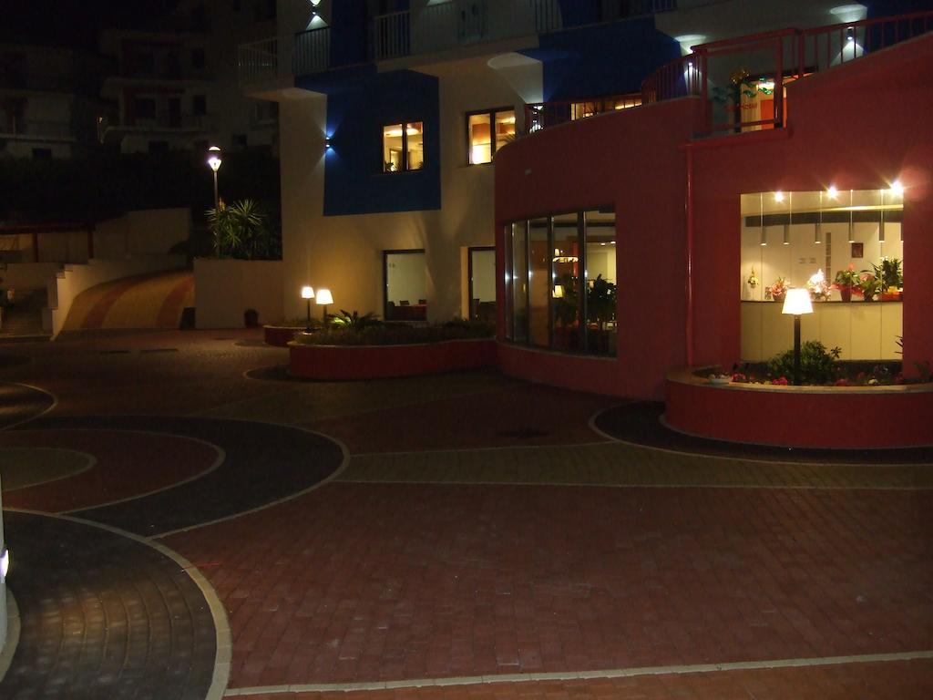 Tus'Hotel Castel di Tusa Ngoại thất bức ảnh
