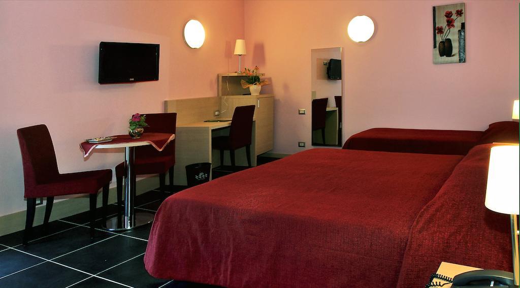 Tus'Hotel Castel di Tusa Phòng bức ảnh